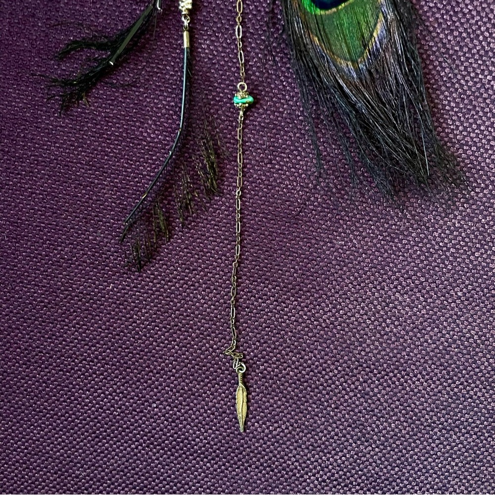 🦚 Peacock feather and chain earring long single handmade dangle - Picture 3 of 5